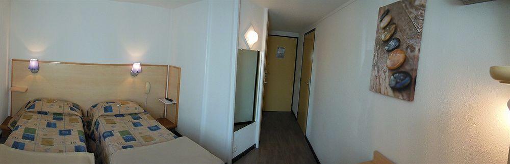 Ibis Budget La Rochelle Puilboreau Bagian luar foto