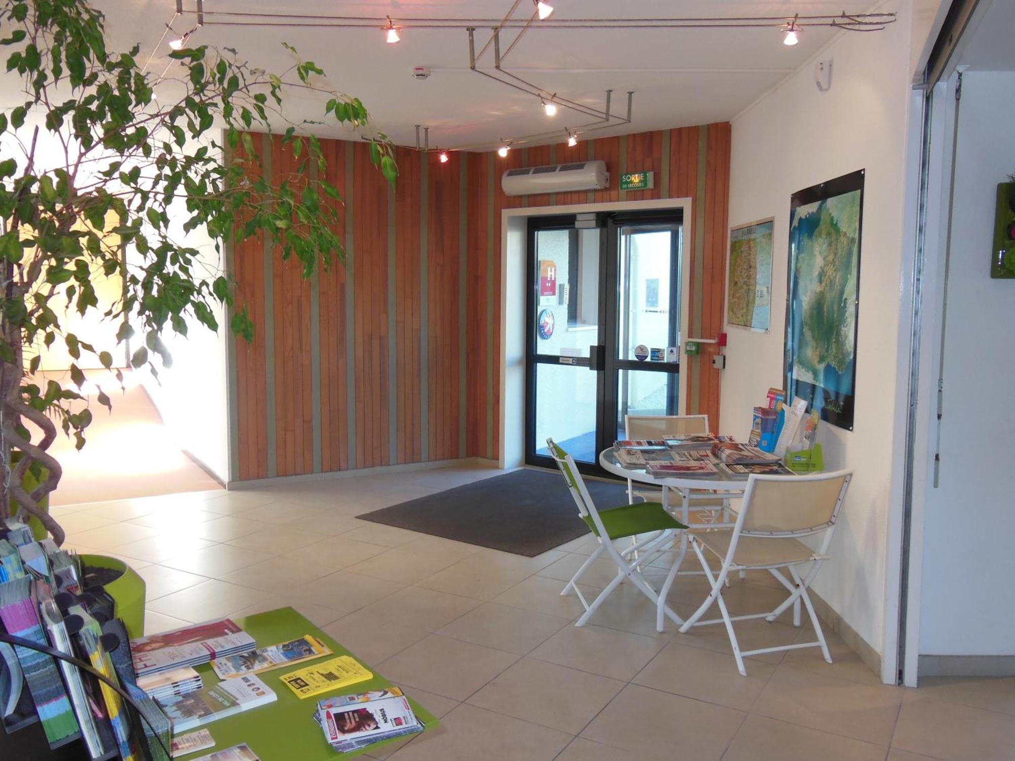 Ibis Budget La Rochelle Puilboreau Bagian luar foto