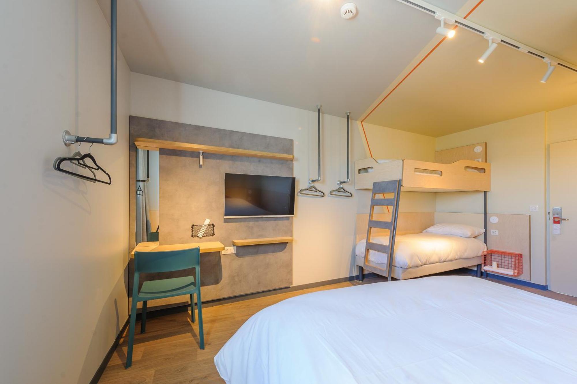 Ibis Budget La Rochelle Puilboreau Bagian luar foto