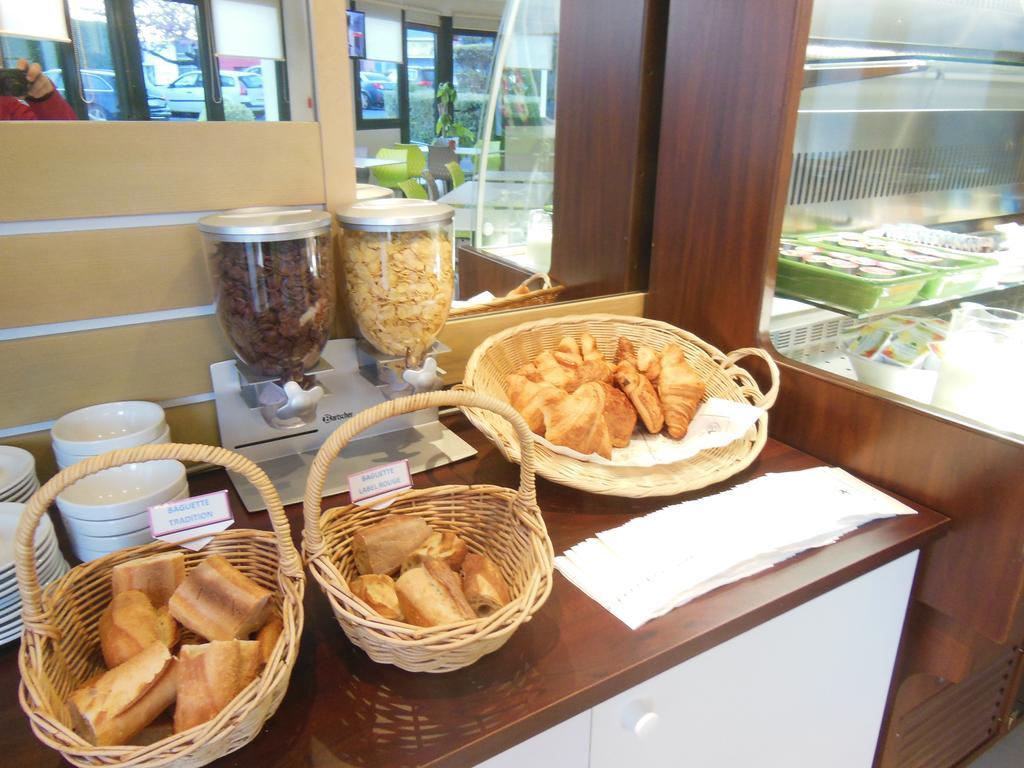 Ibis Budget La Rochelle Puilboreau Bagian luar foto