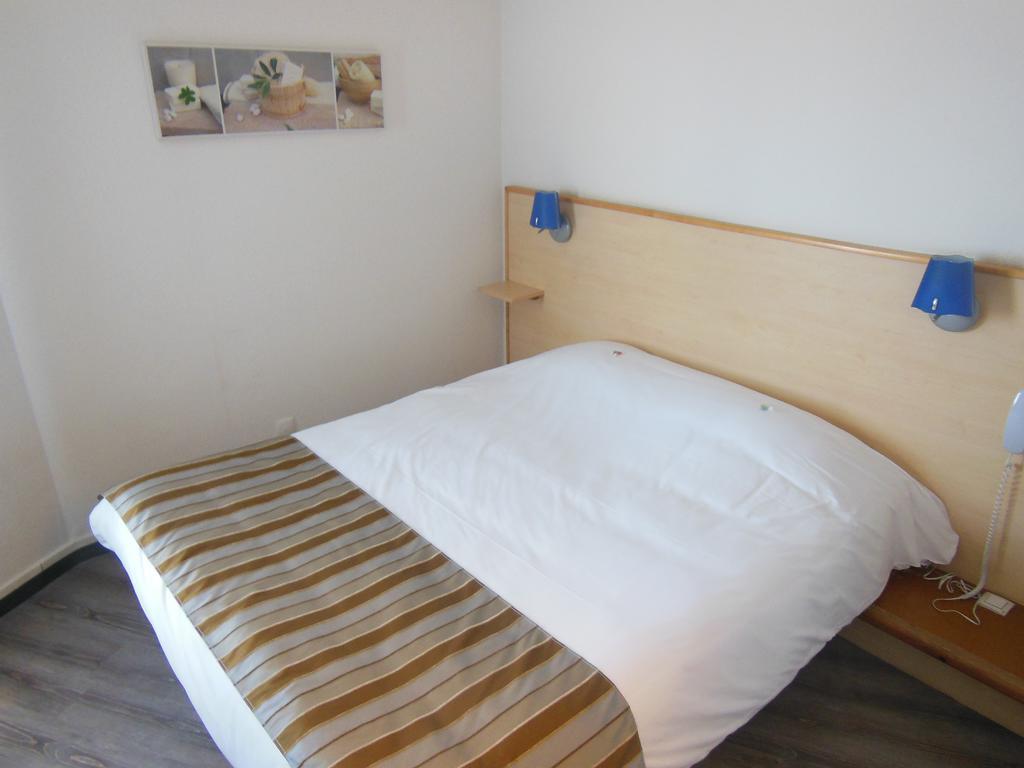 Ibis Budget La Rochelle Puilboreau Bagian luar foto