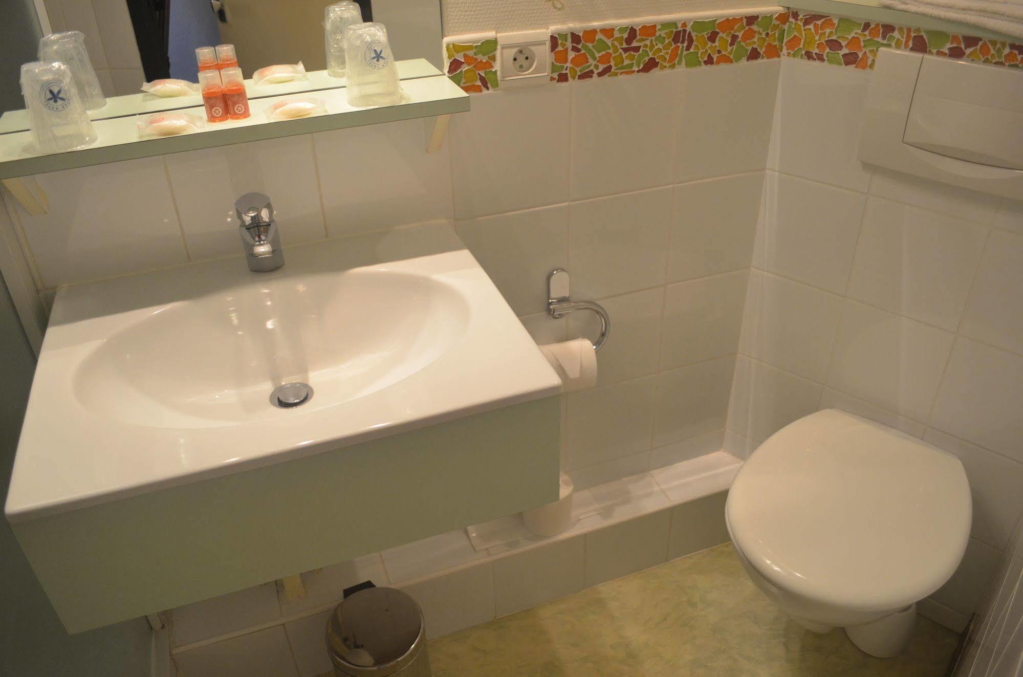 Ibis Budget La Rochelle Puilboreau Bagian luar foto