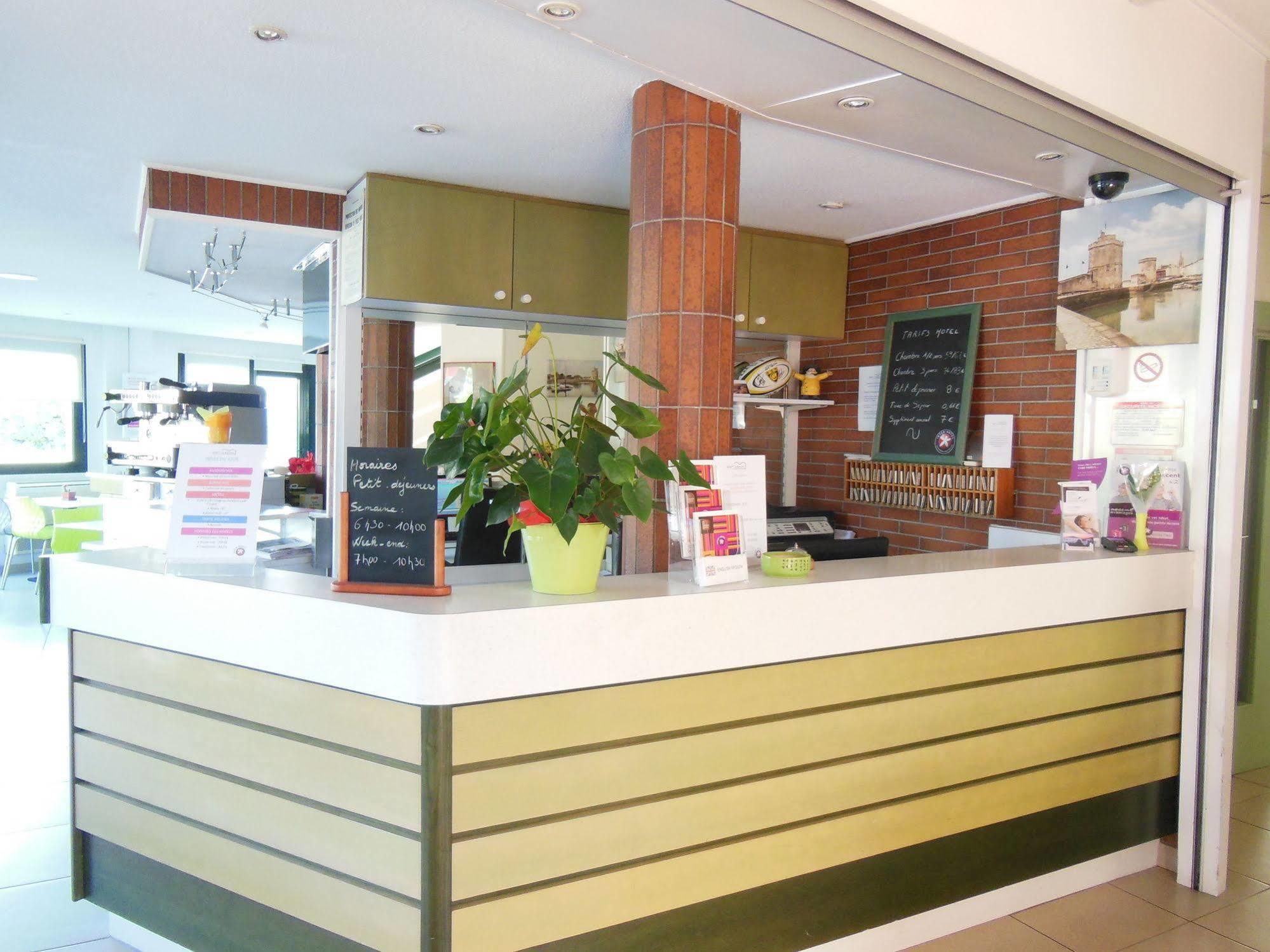 Ibis Budget La Rochelle Puilboreau Bagian luar foto